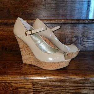 Womens Guess strapped High Wedged heel